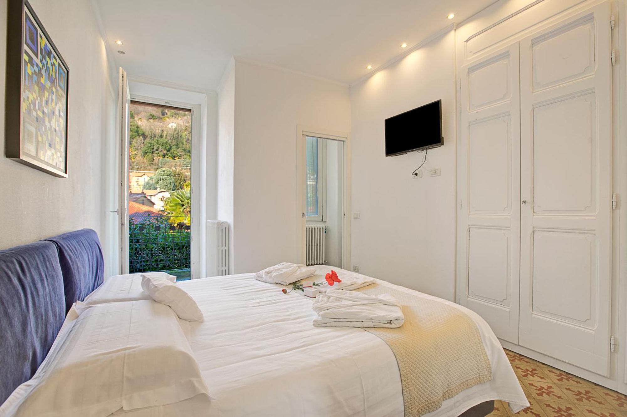 Villa Jejia- Pool And Garden เลซา ภายนอก รูปภาพ